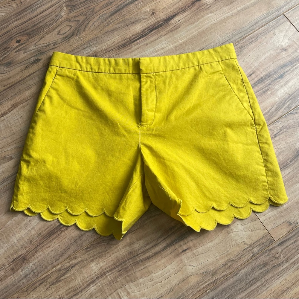 Banana Republic mustard yellow scalloped trim chino shorts NWT